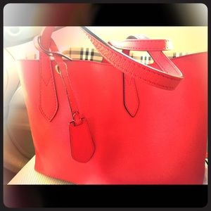 Burberry Bag excellent condition